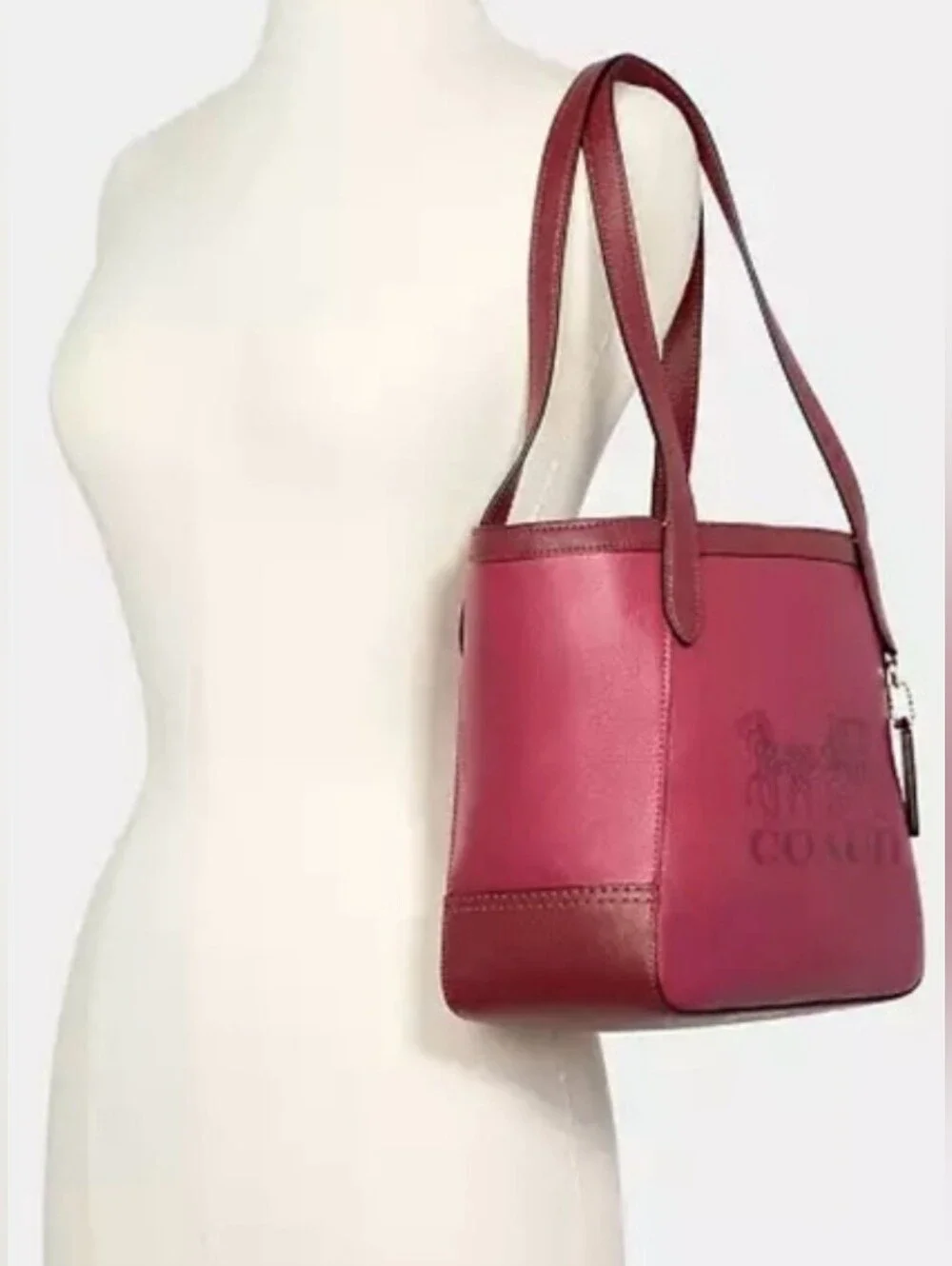 Coach Gallery Tote Horse & Carriage Logo Tote – NWT Magenta/Berry C5775